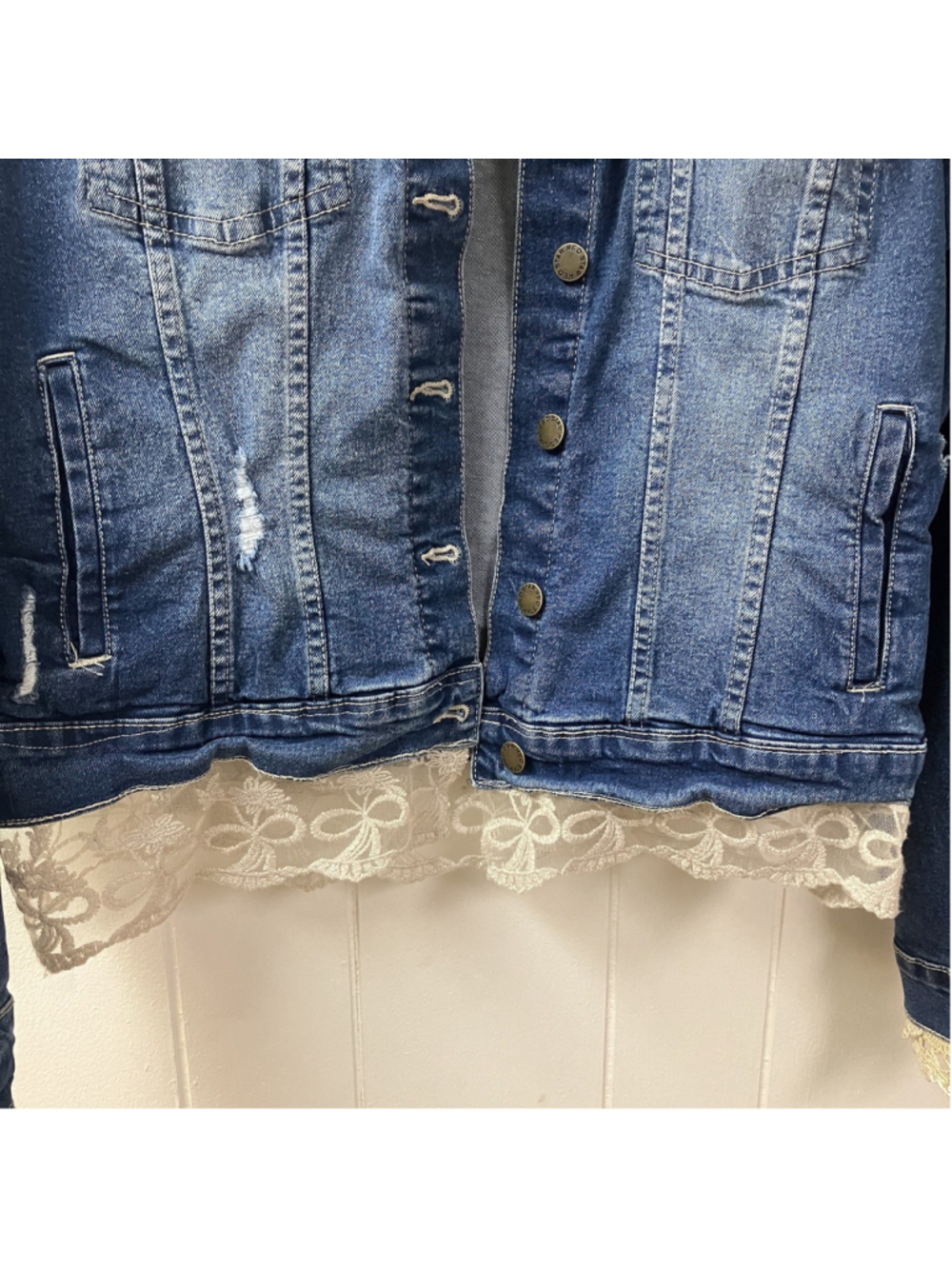 Y2K Boho Western Distressed Lace Denim Red Star Jean Jacket MEDIUM Coquette - Picture 5 of 8